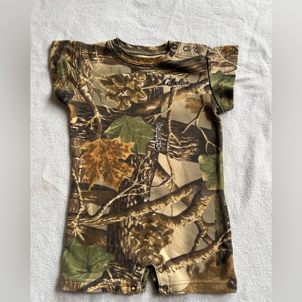 Cabela’s One Piece Romper CAMO 3D Seclusion Infant 6M